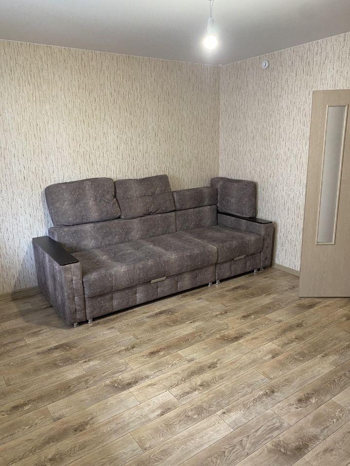 Квартира 59 в октябрьске. Обычный ремонт в квартире. 2 комнатные квартиры в ижевске. 3 комнатная квартира саратов ульяновская 37/41. Вторичка от собственника в октябрьском районе.